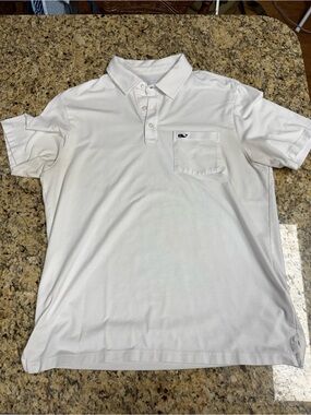 Vineyard Vines Golf Men’s White Polo with Chest Pocket